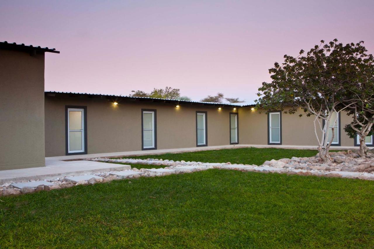 Sesfontein Guesthouse Exterior photo
